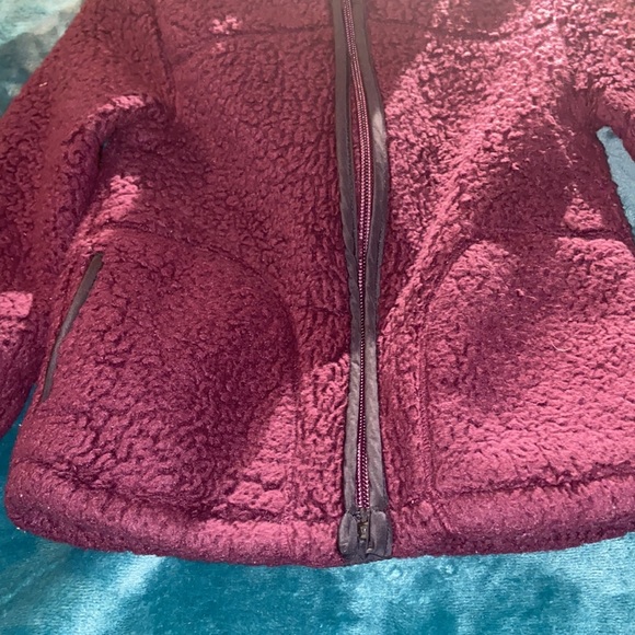 BUNDLE DISCOUNTS! Sz 3T Old Navy Dark Purple Sherpa Zip up Hoodie Girls - Picture 5 of 10